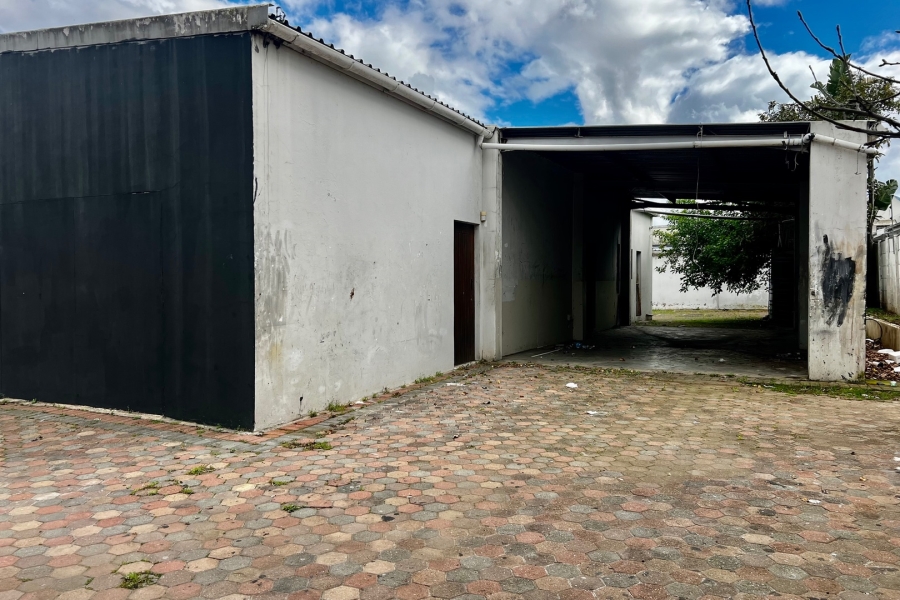  Bedroom Property for Sale in Dormehls Drift Western Cape